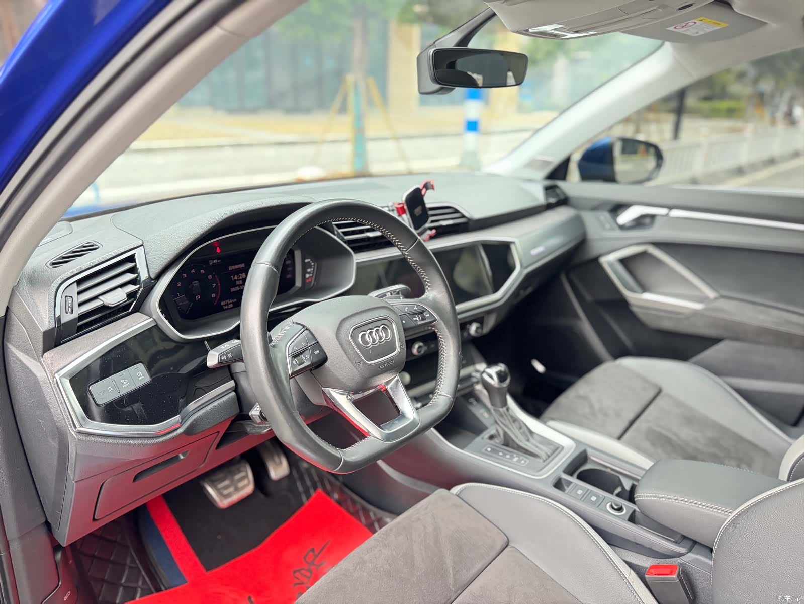 Audi Q3, 2020 7