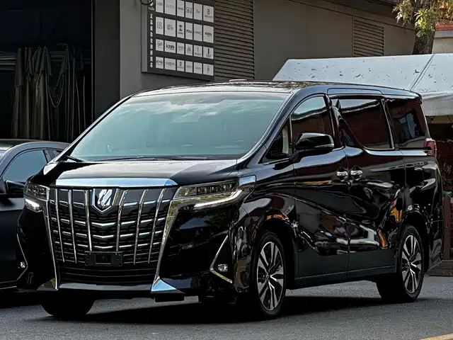 Toyota Alphard 2018 — купить из Китая под заказ