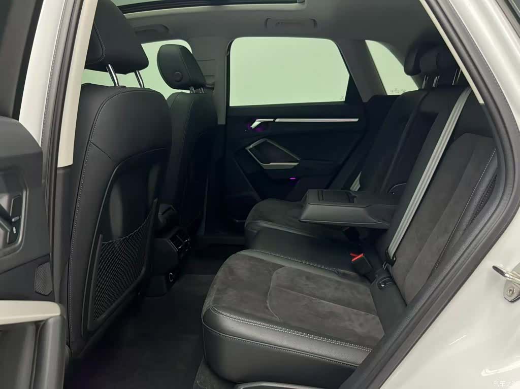 Audi Q3, 2022 12