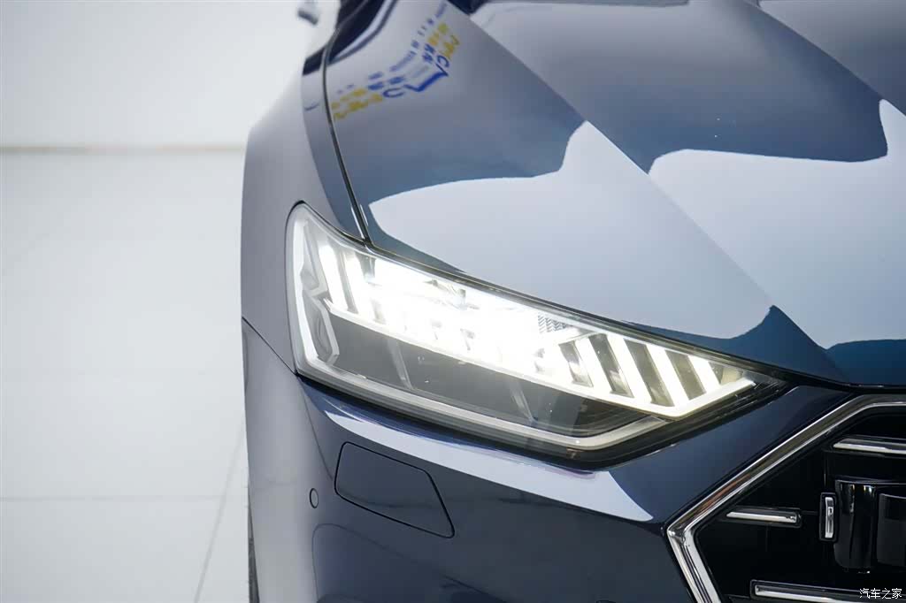 Audi A7L, 2023 16