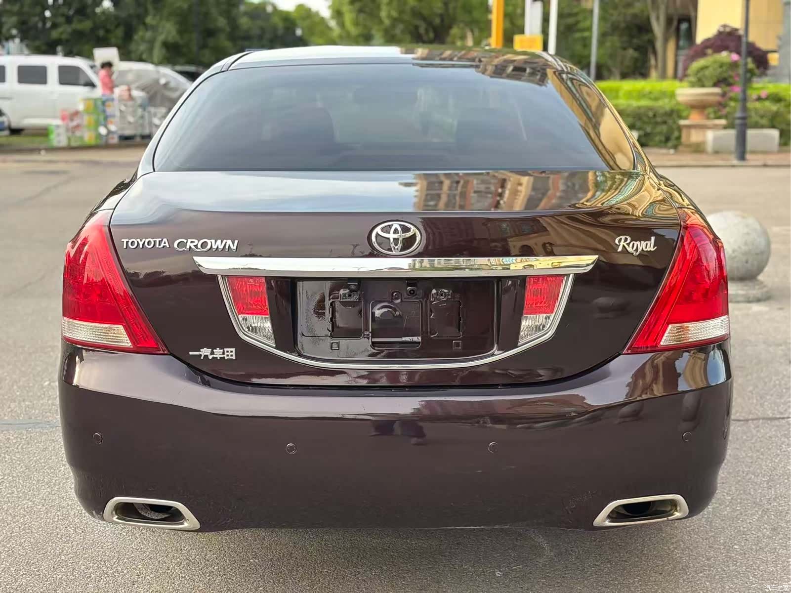 Toyota Crown, 2012 все фото