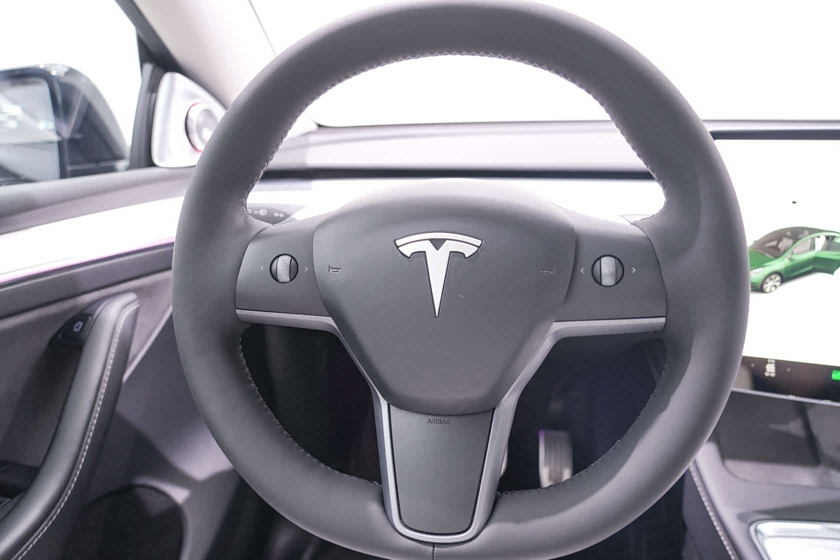 Tesla Model Y, 2021 19