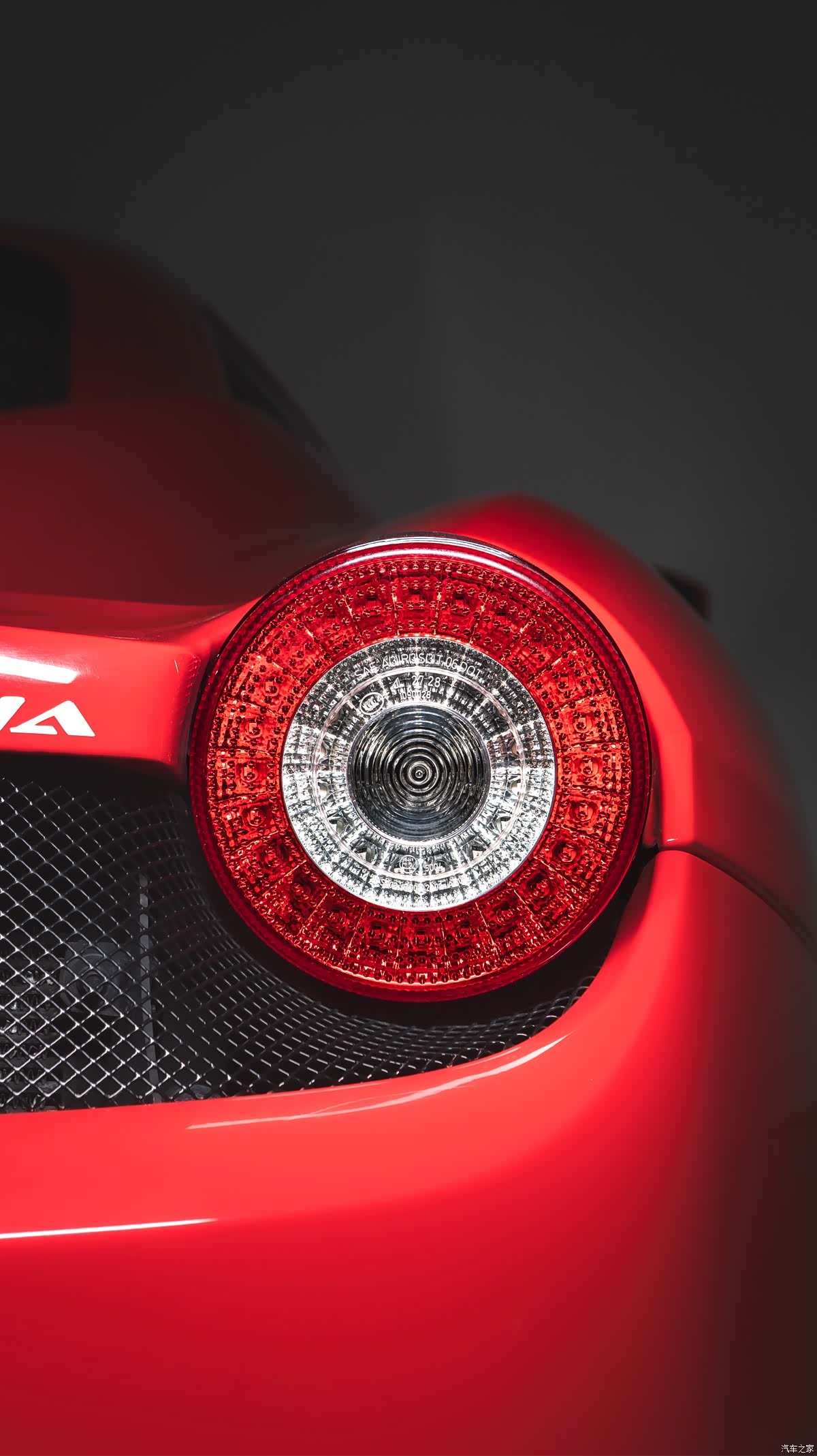 Ferrari 458, 2011 9