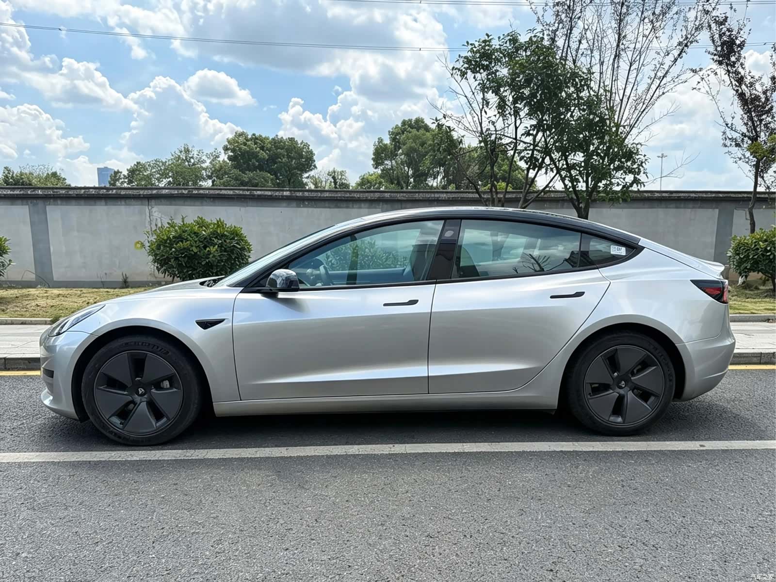 Tesla Model 3, 2021 10