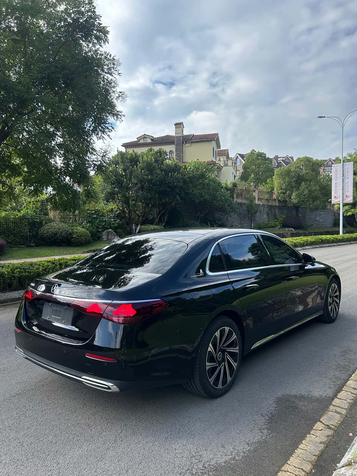 Mercedes-Benz E-Class, 2024 6