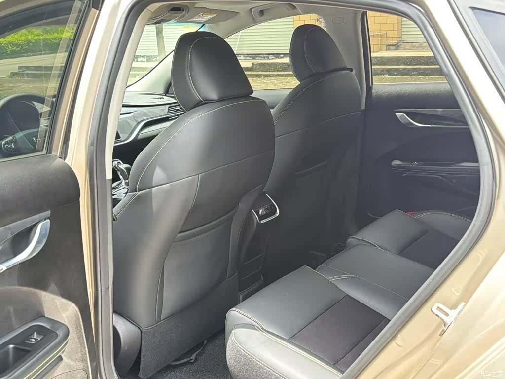 Geely Binray, 2021 6