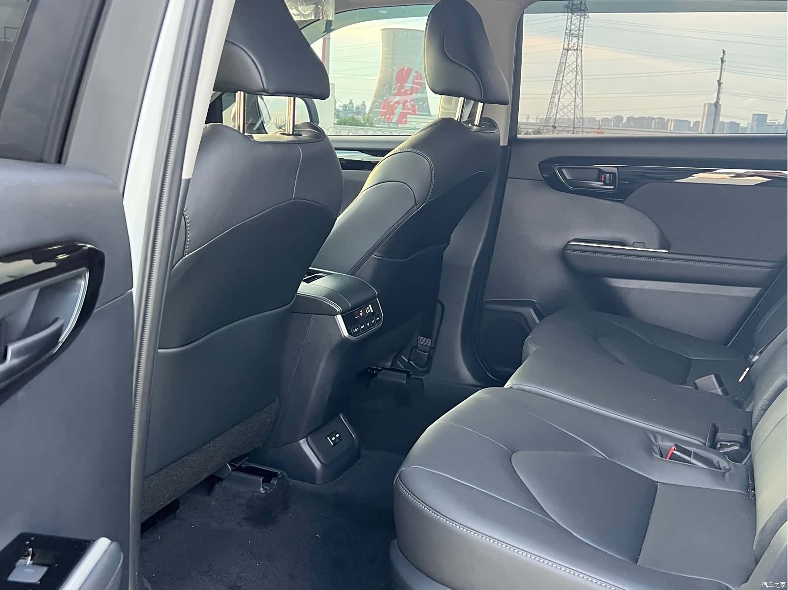 Toyota Highlander, 2026 8