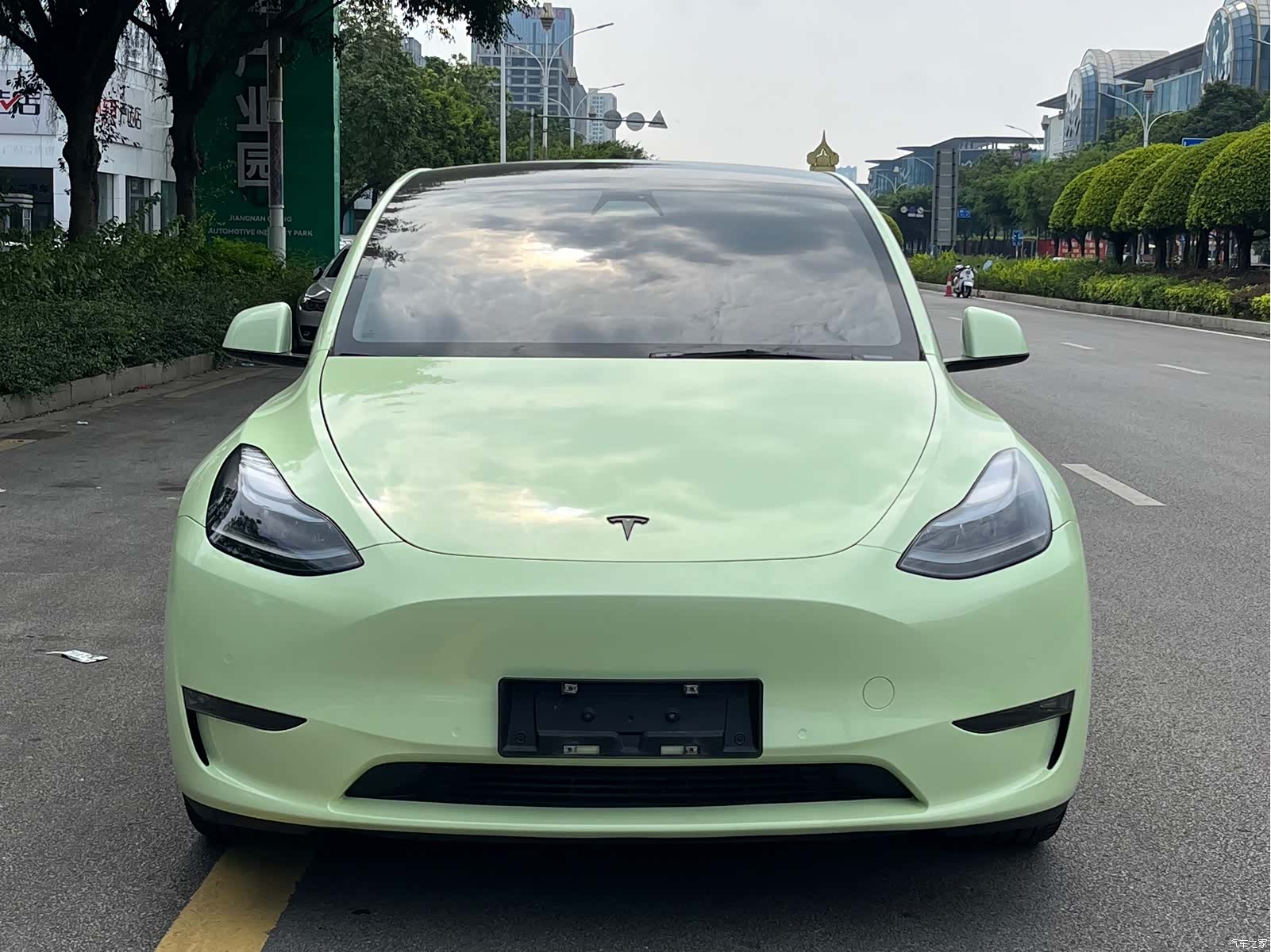 Tesla Model Y, 2022 2