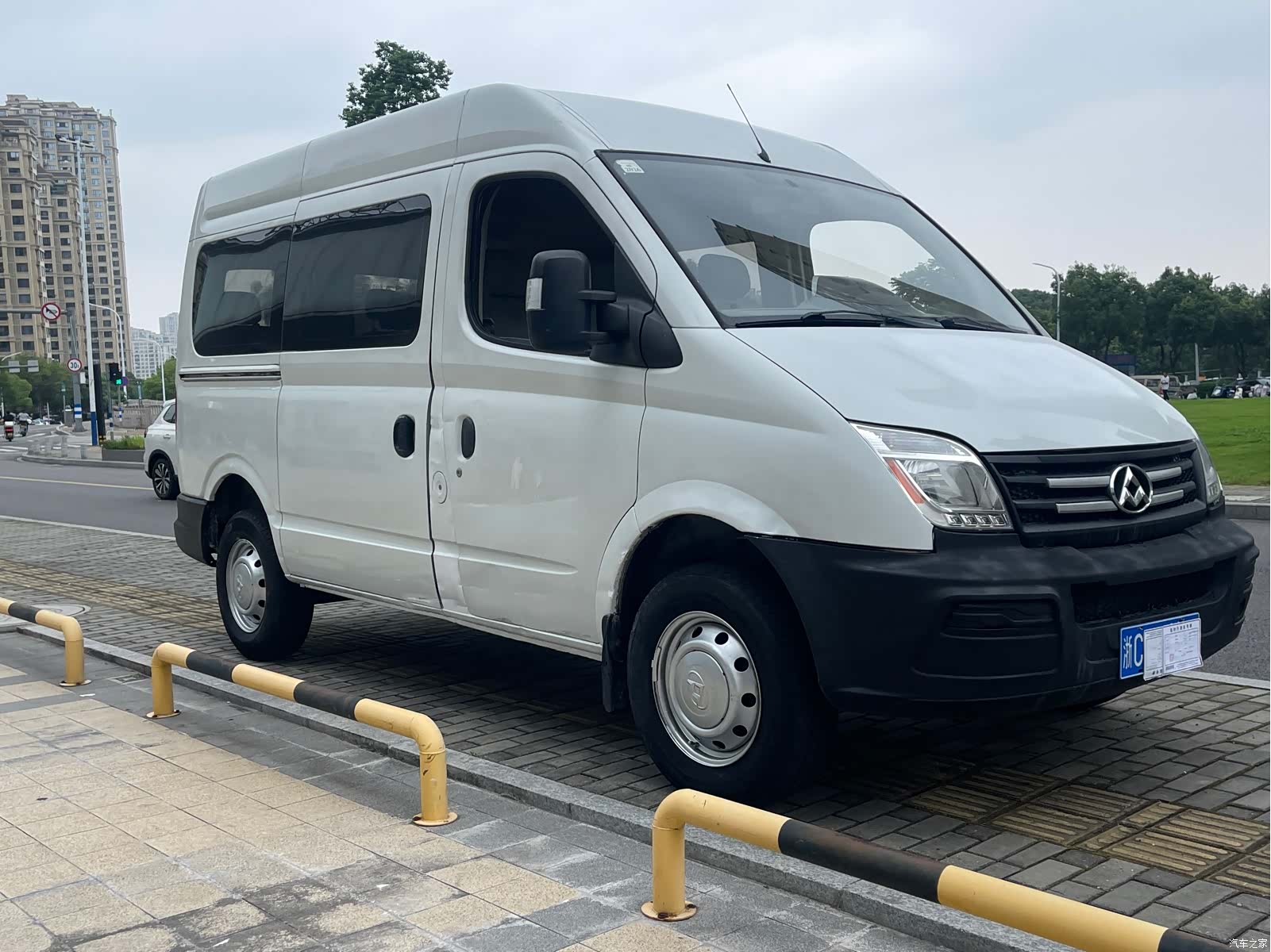 Maxus V80, 2016 3
