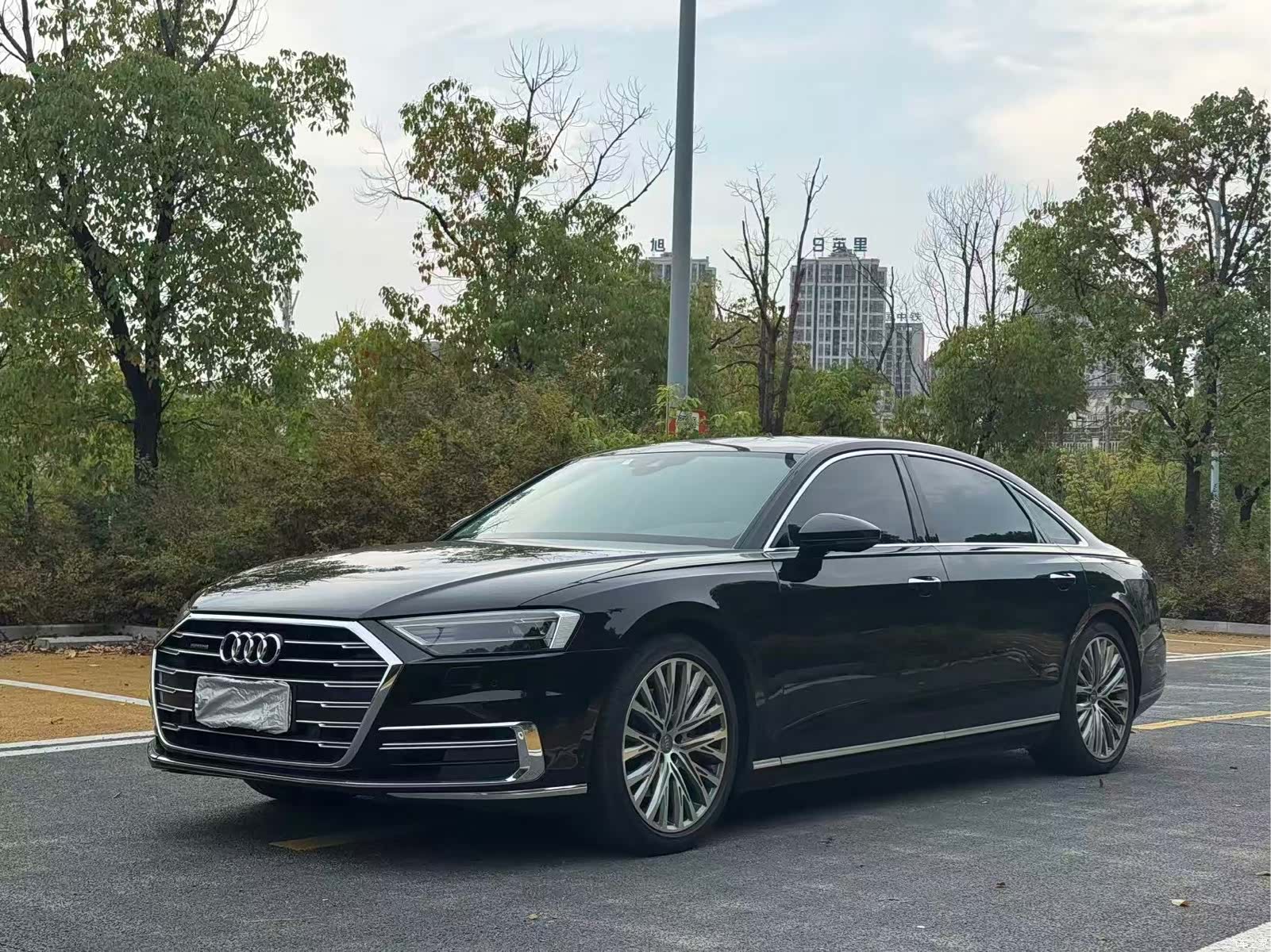 Audi A8L, 2021 1