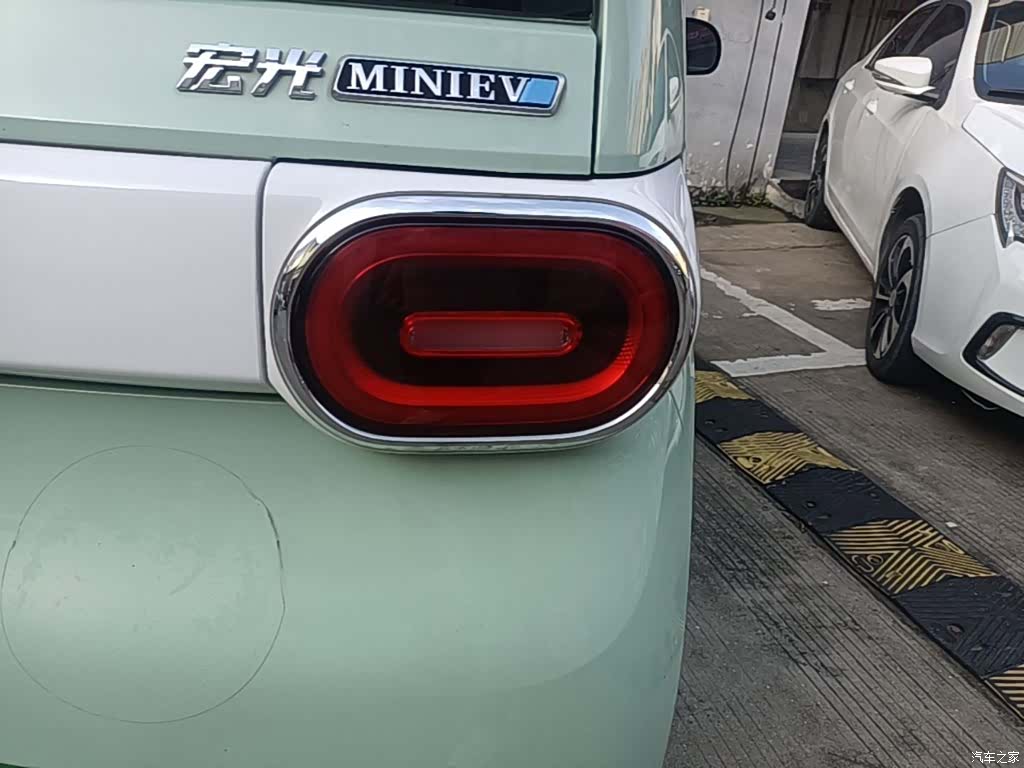 Wuling MINIEV, 2024 8