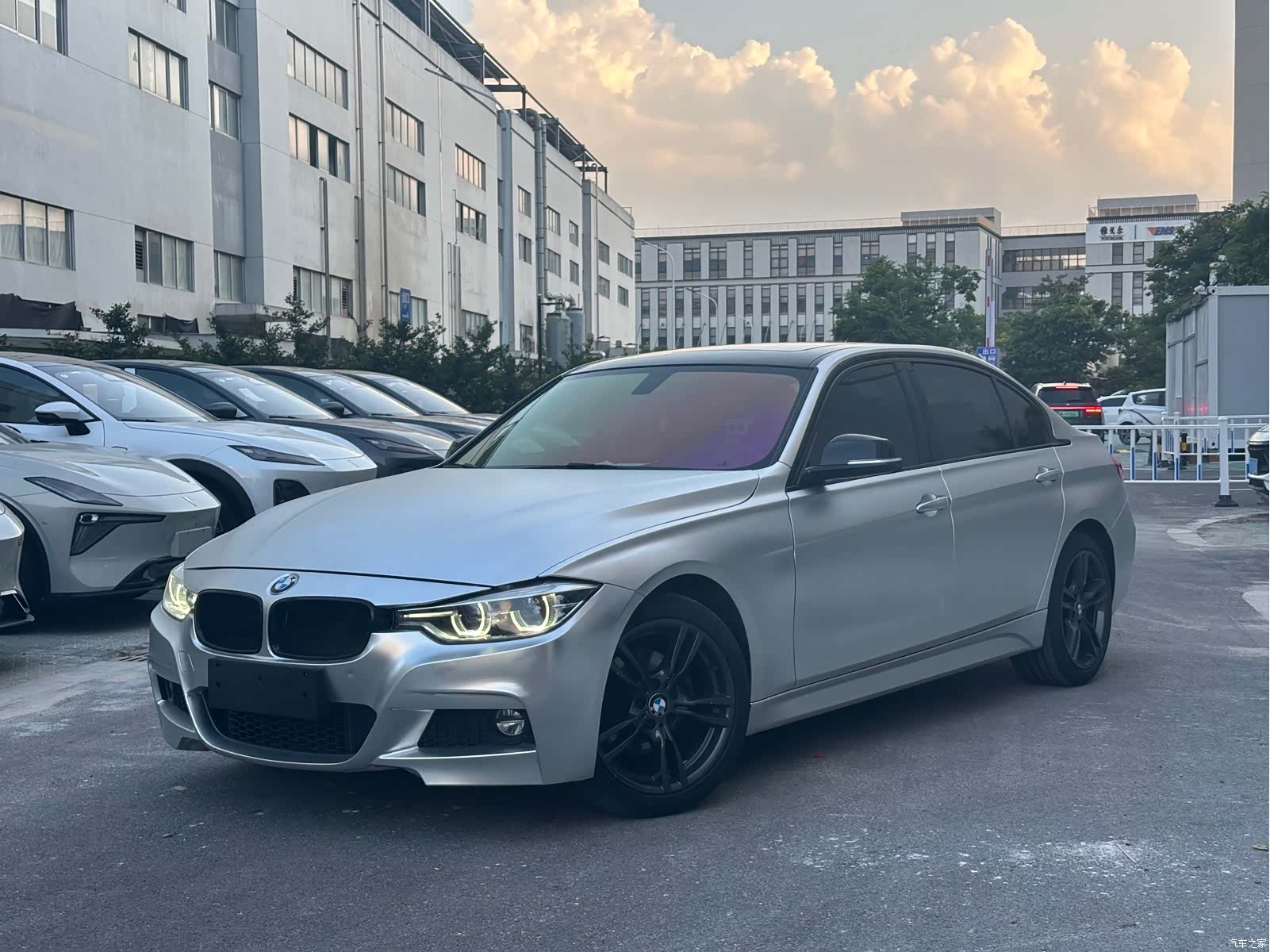 BMW 3 Series, 2019 1