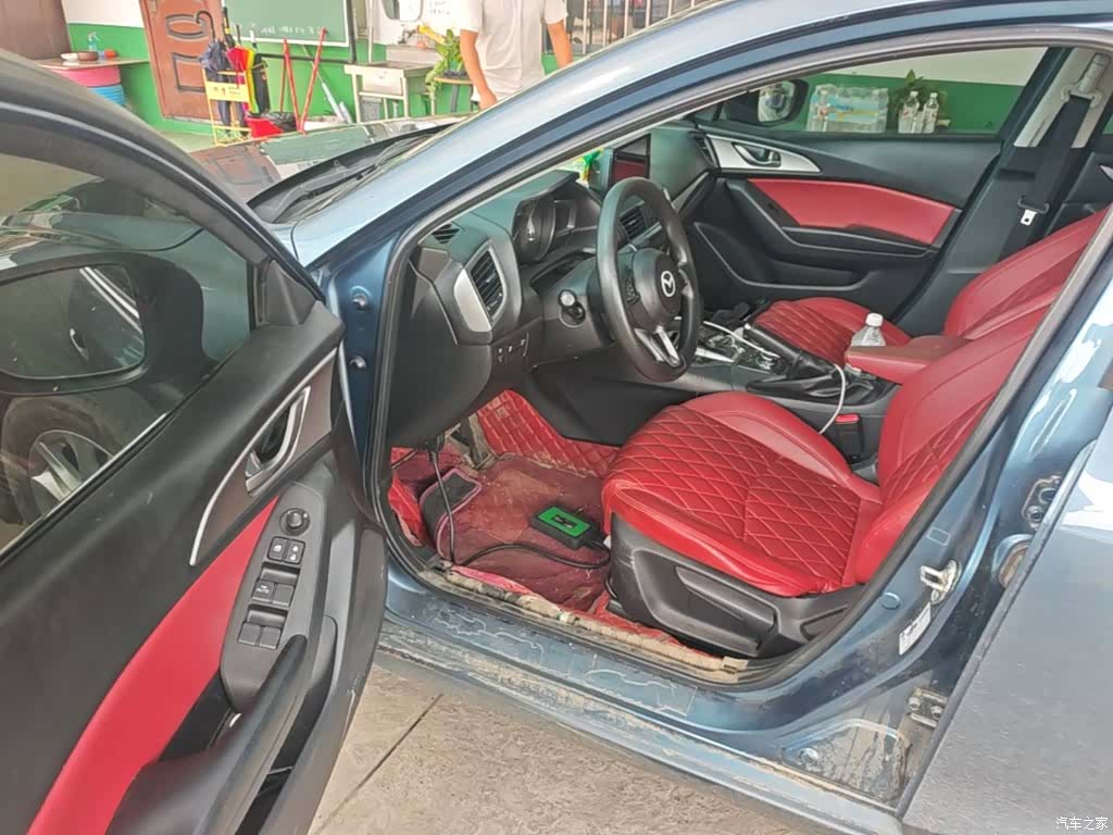 Mazda Mazda3, 2017 16