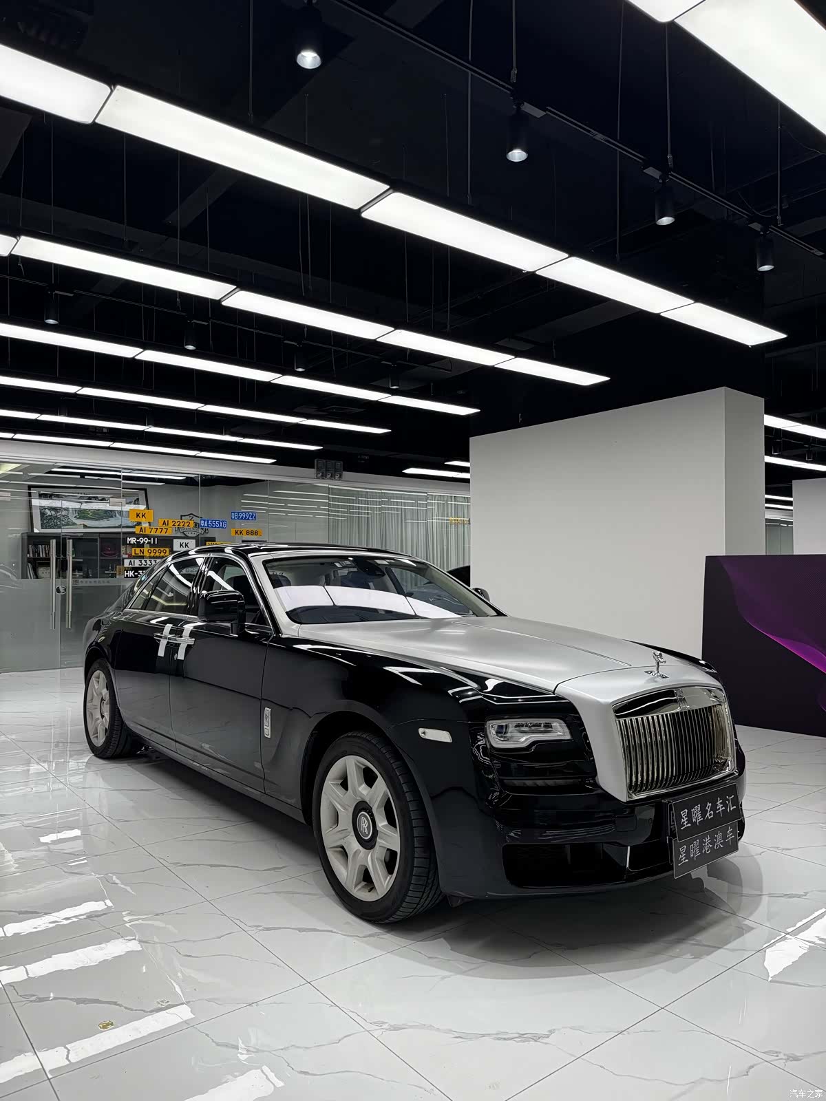 Rolls-Royce Ghost, 2011 2