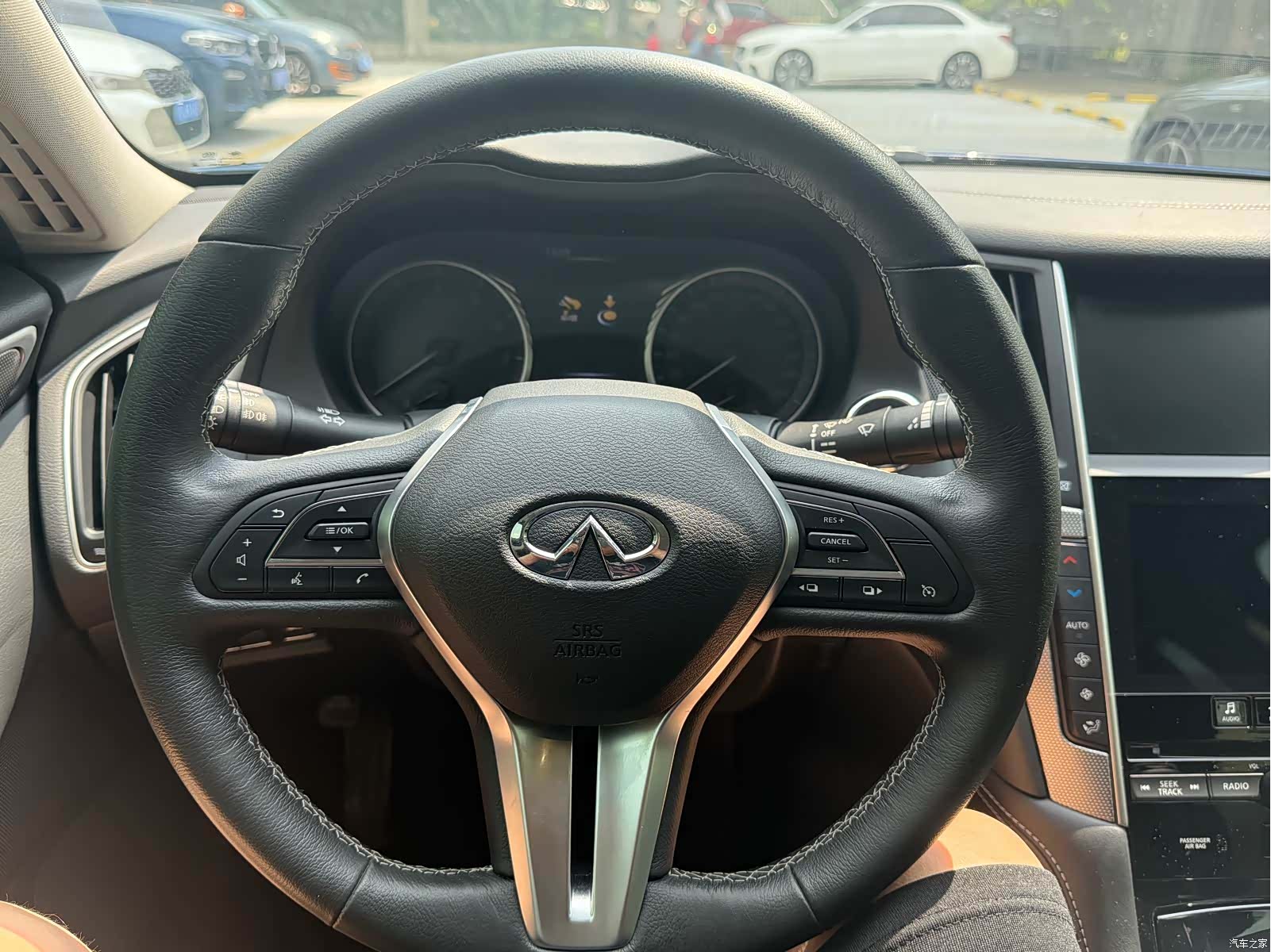 Infiniti Q50L, 2019 9