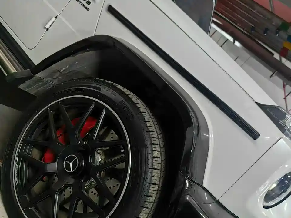 Mercedes-Benz G-class