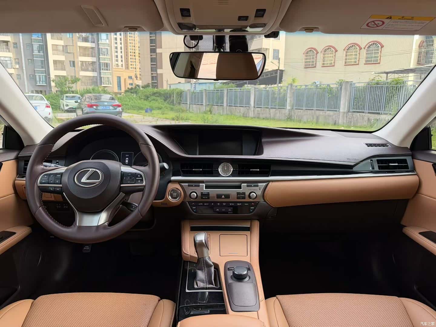 Lexus ES, 2018 7