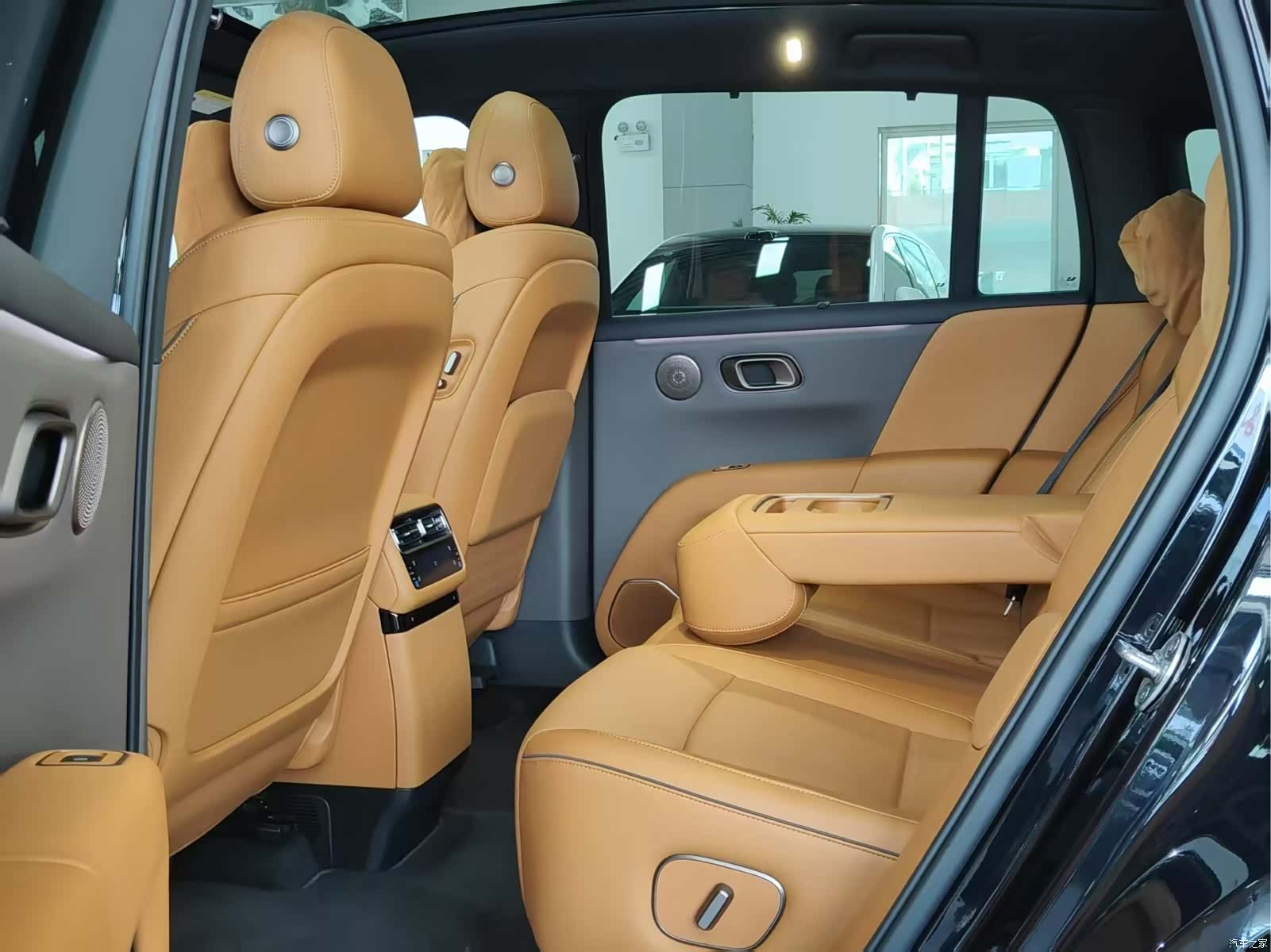 Li Auto i6, 2025 все фото