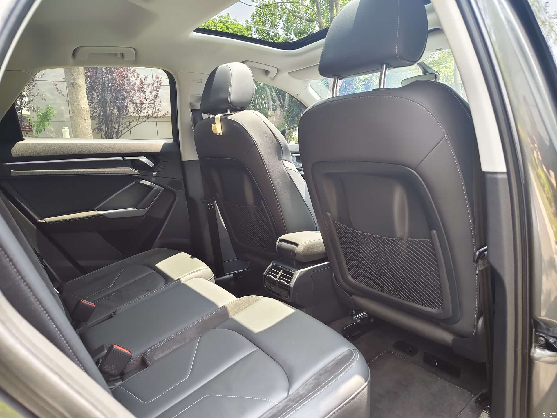 Audi Q3, 2022 6