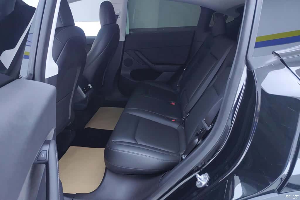 Tesla Model Y, 2021 11