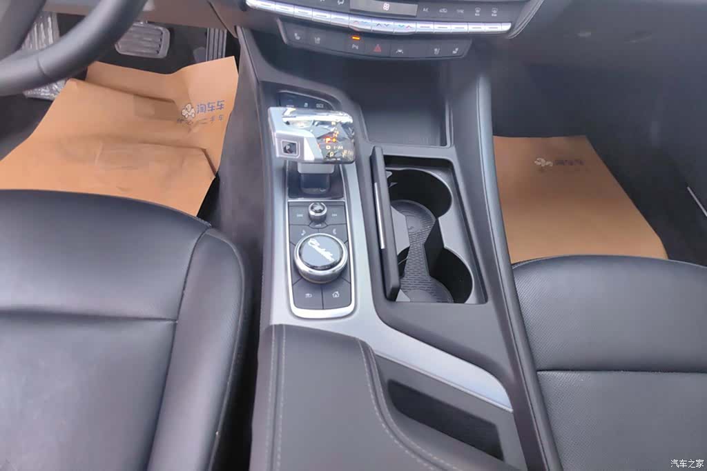 Cadillac CT5, 2023 16
