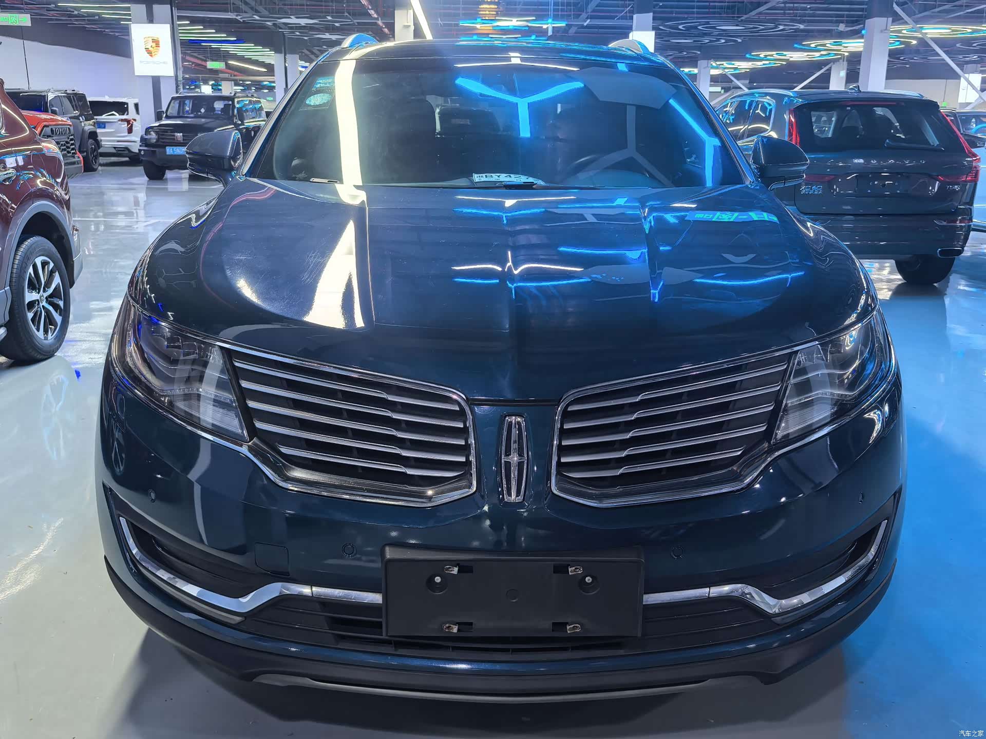 Lincoln MKX, 2018 2