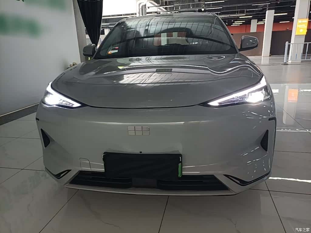 Geely Galaxy E5, 2025 3