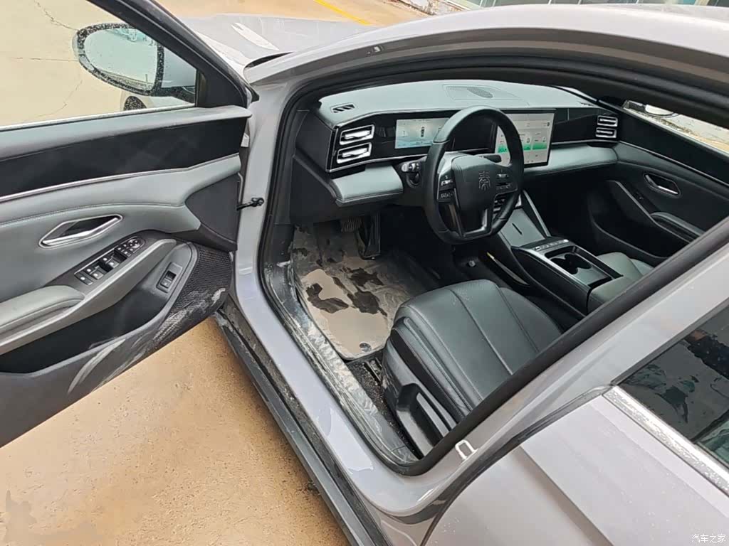 BYD Qin, 2026 16