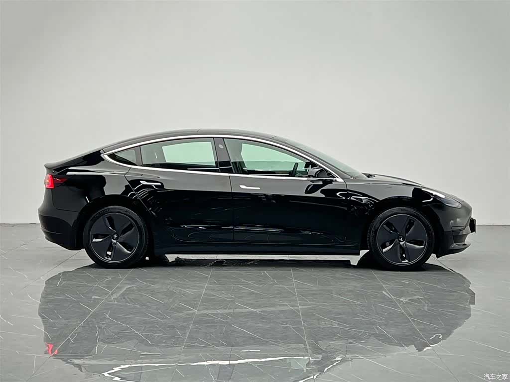 Tesla Model 3, 2020 7
