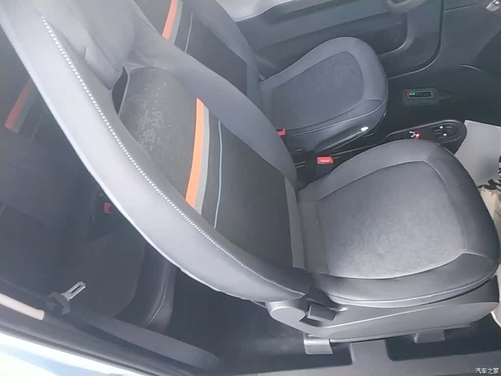 Wuling MINIEV, 2021 25