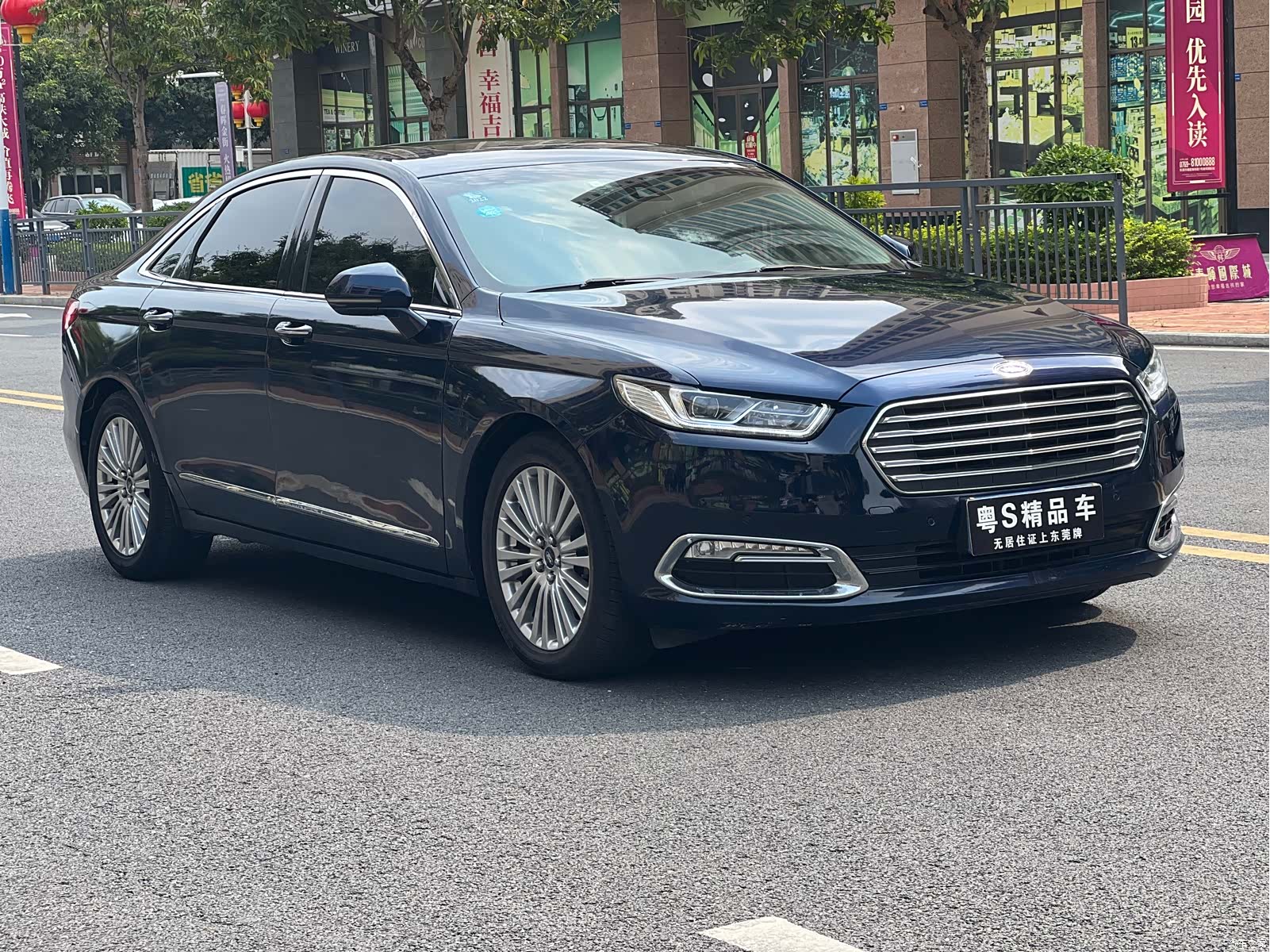 Ford Taurus, 2018 3