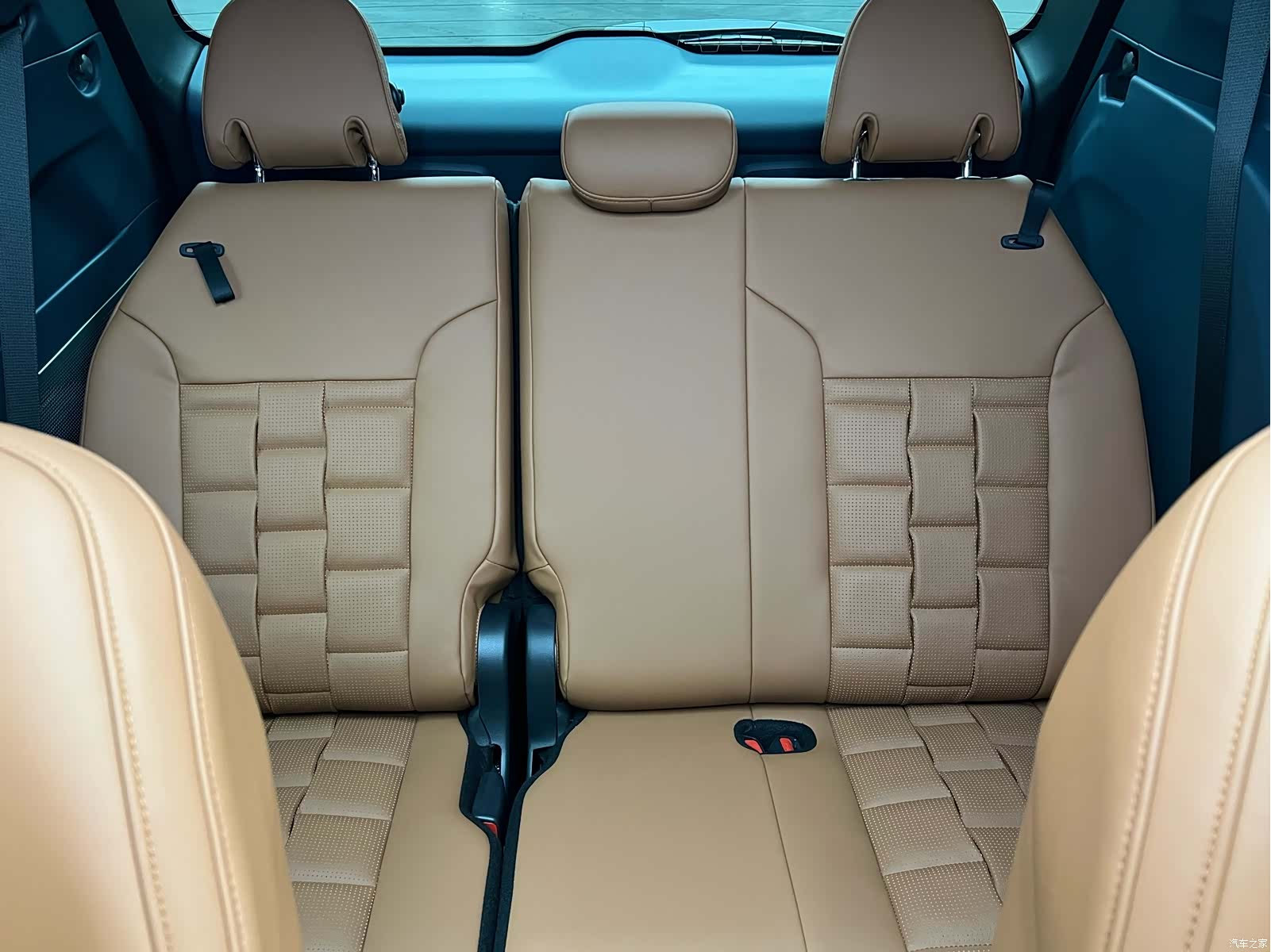 Toyota Granvia, 2024 10