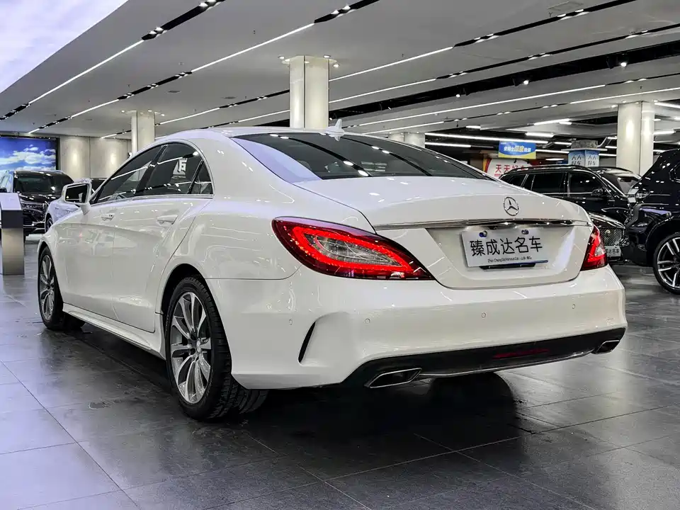 Mercedes-Benz CLS