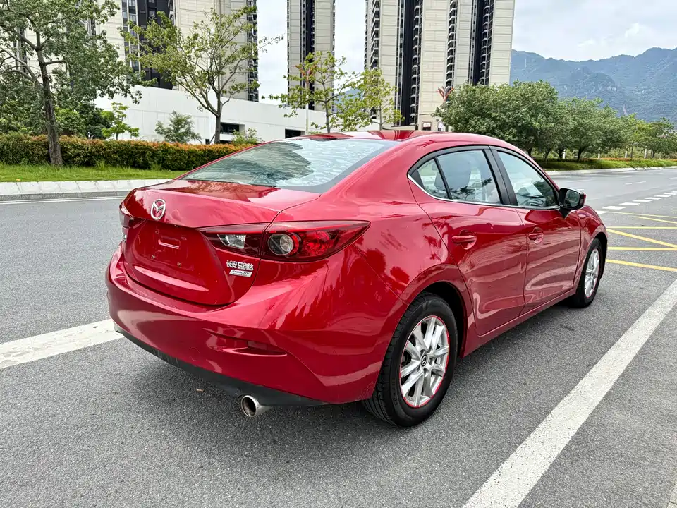 Mazda 3 Angkesaila