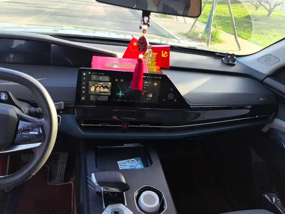 Changan UNI-K Smart iDD