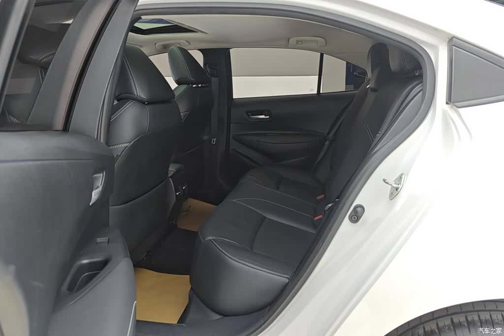 Toyota Corolla, 2021 11