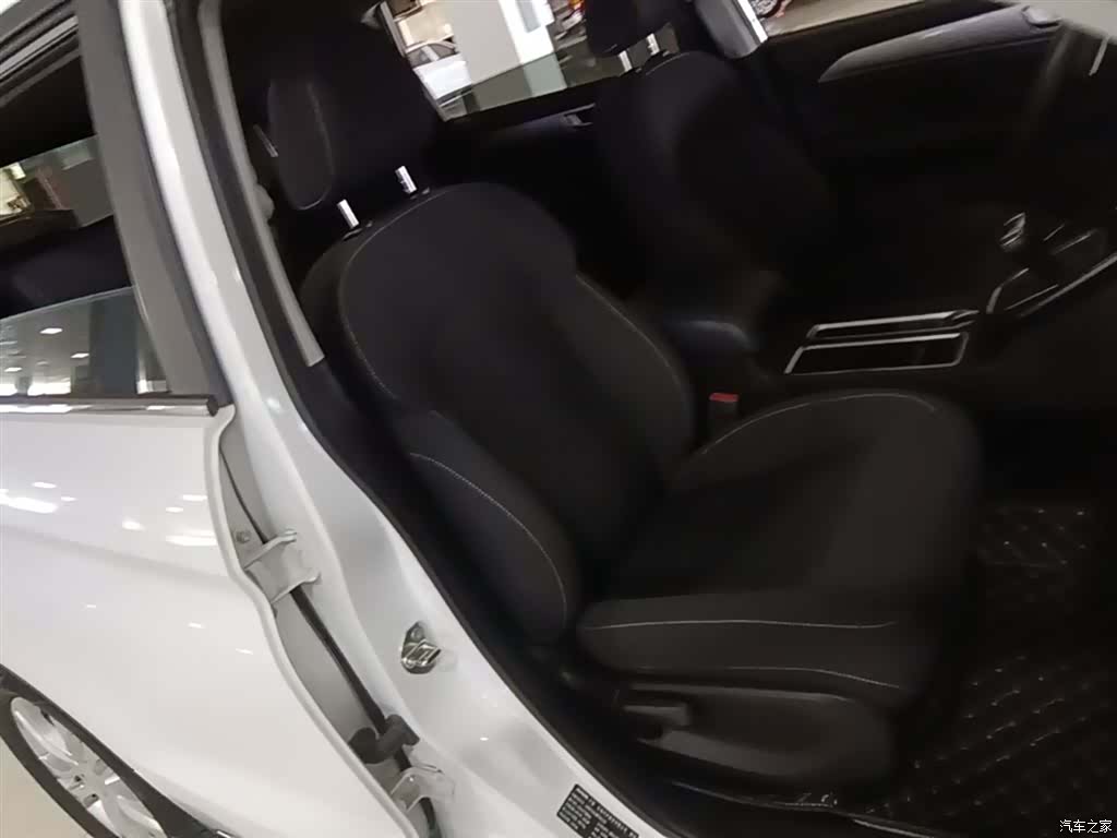 Haval M6, 2021 25