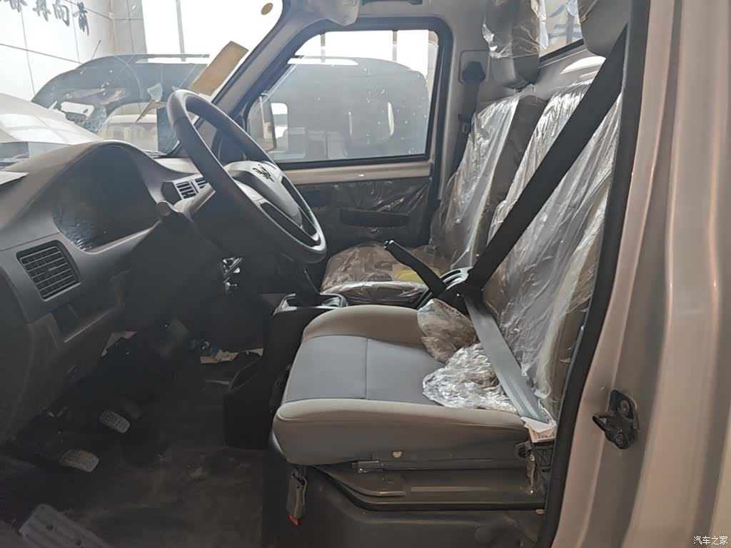 Wuling 1.5LLAR, 2026 17