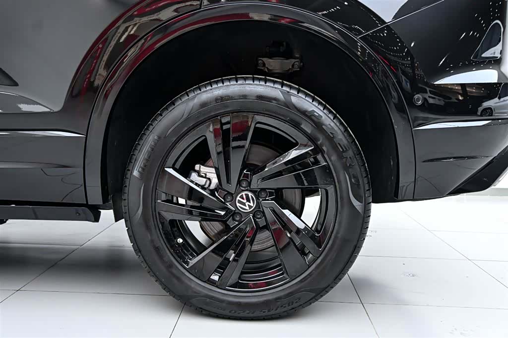 Volkswagen Touareg, 2025 38