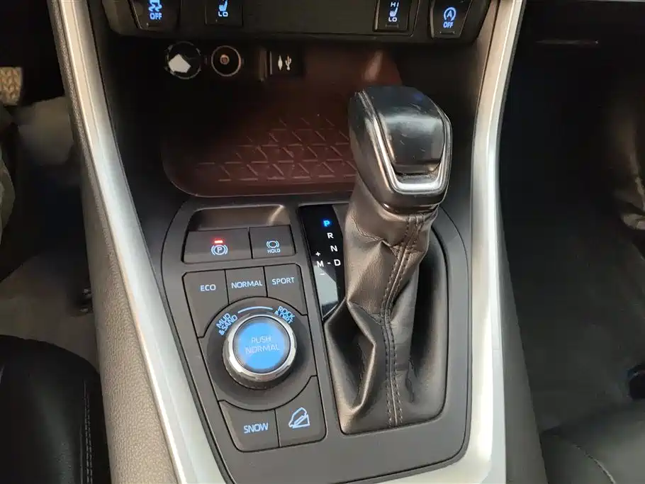 Toyota RAV4 Rongfang