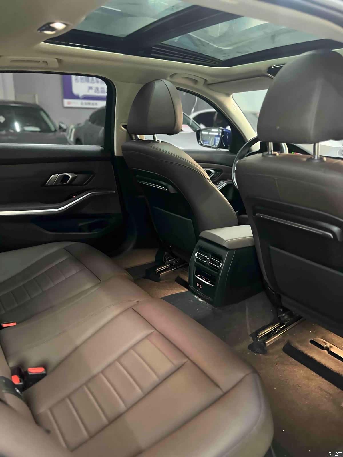 BMW 3 Series, 2019 19