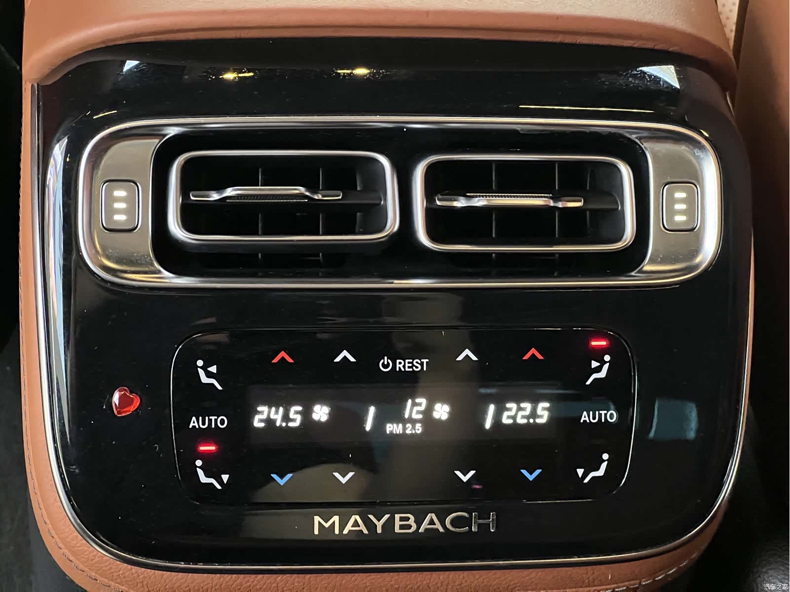 Maybach S-Class, 2022 11
