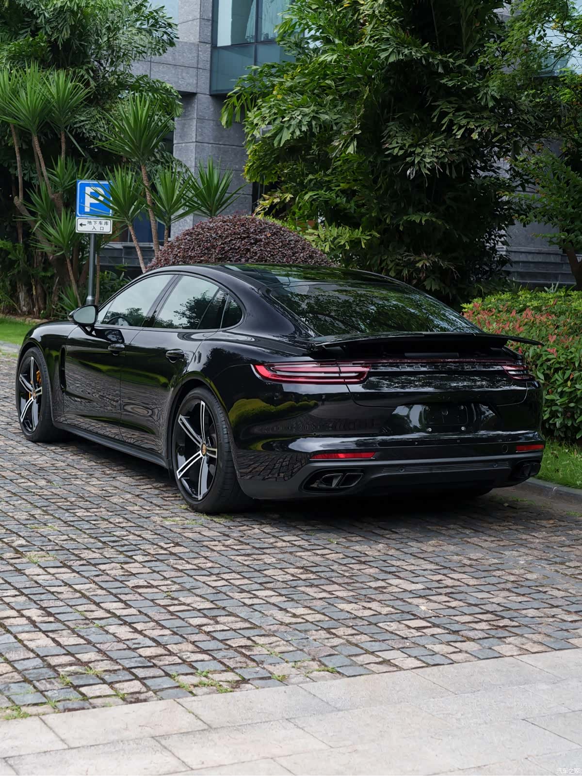 Porsche Panamera, 2019 9
