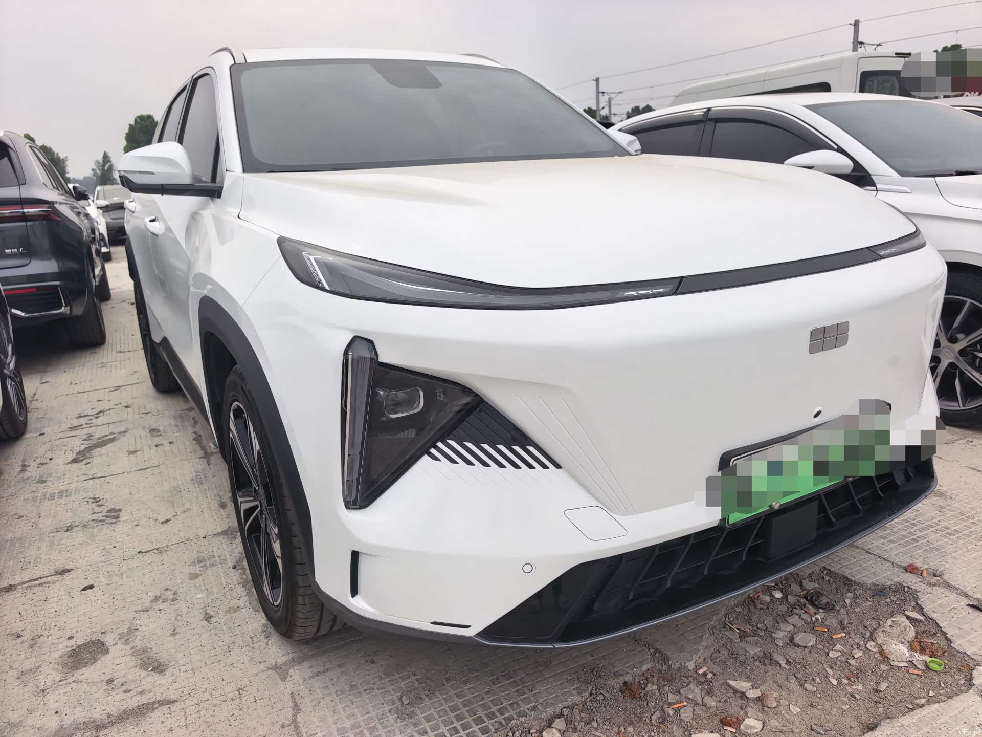 Geely Galaxy L7, 2023 3