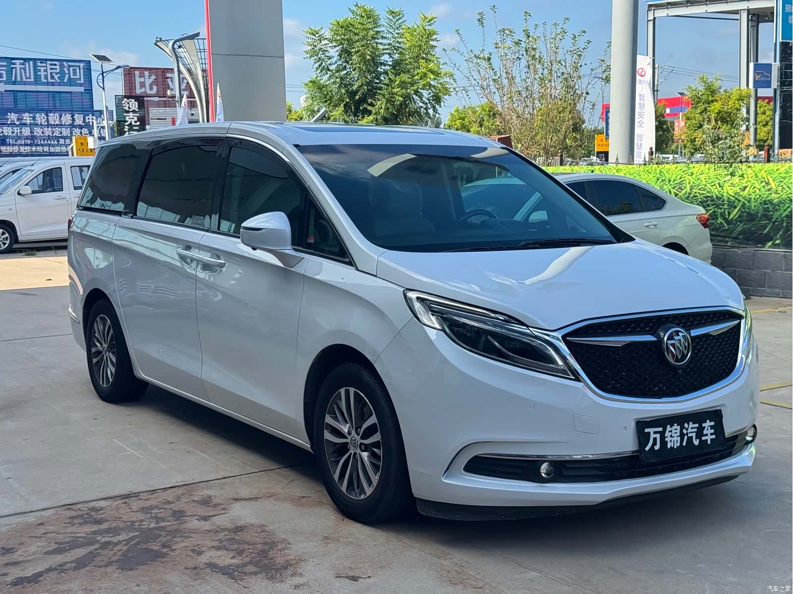 Buick GL8, 2019 3