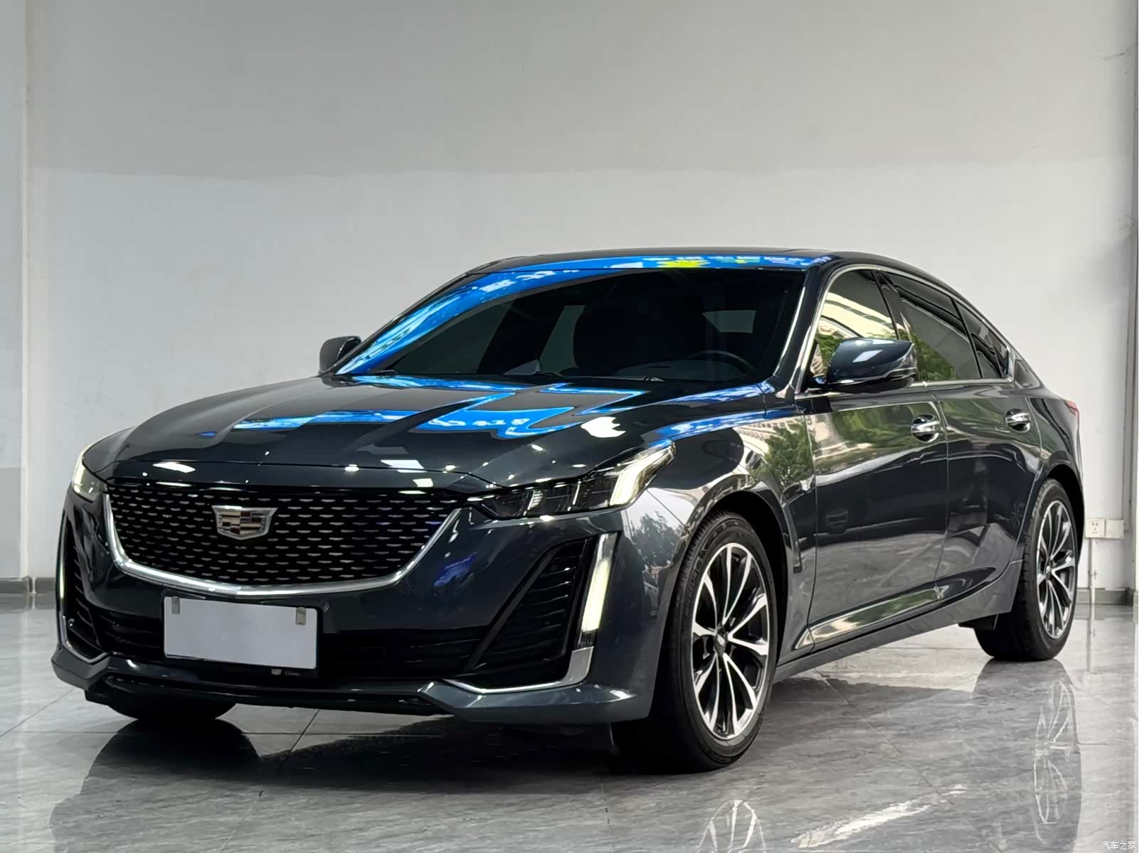 Cadillac CT5, 2022 1