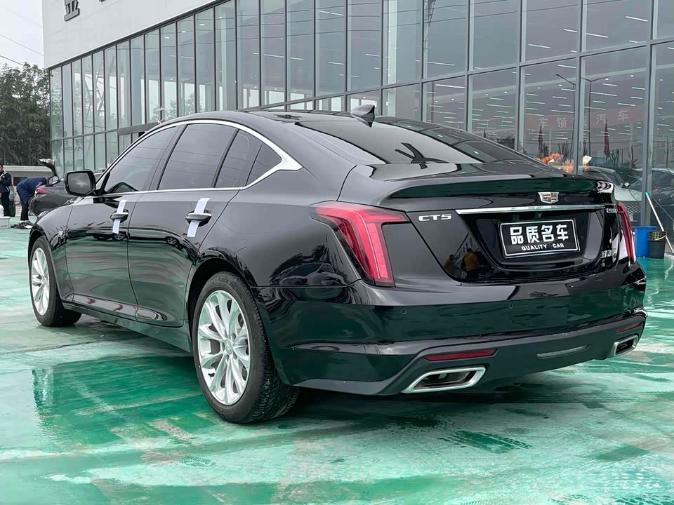 Cadillac CT5