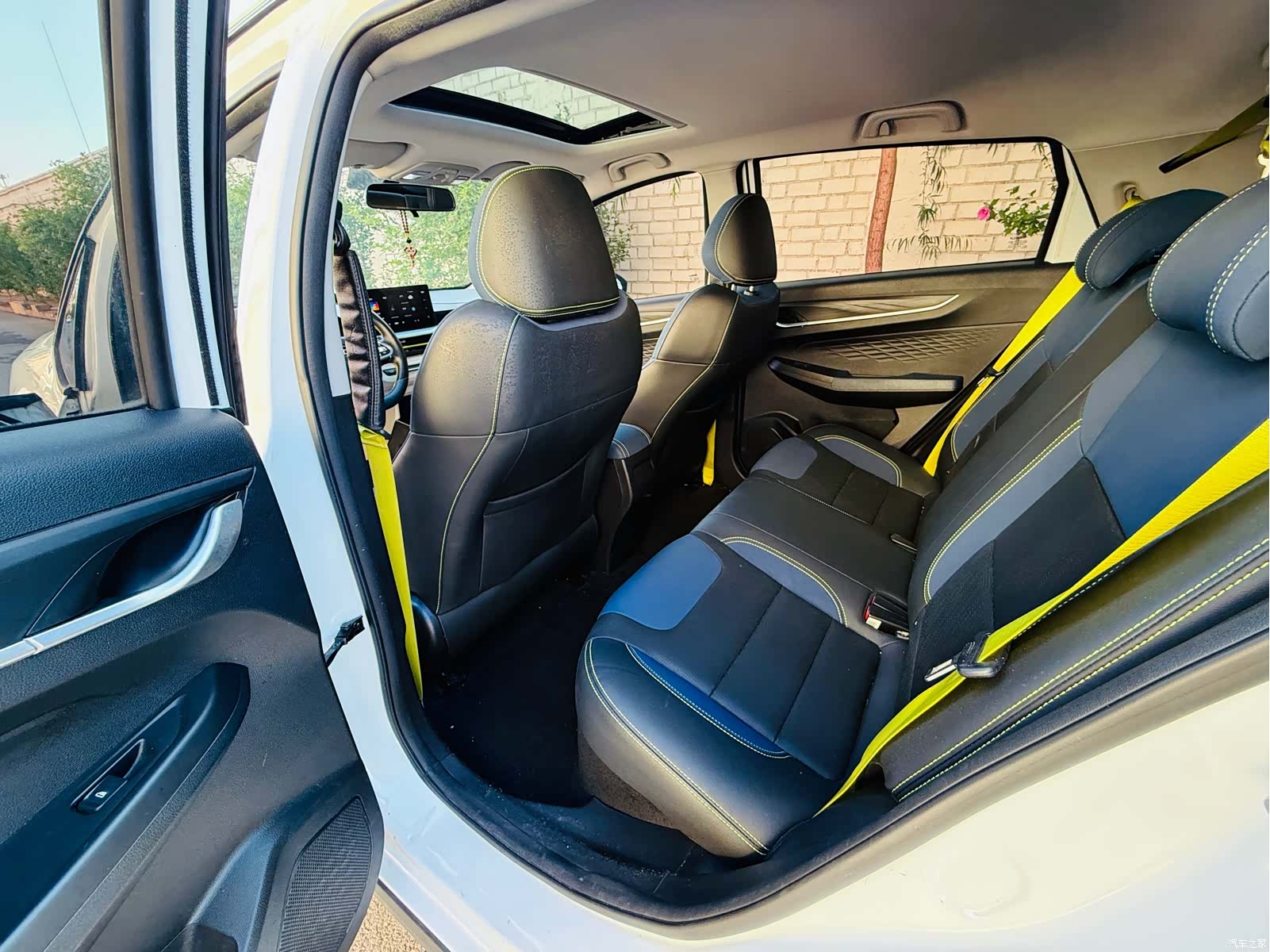 Geely EX3, 2022 8