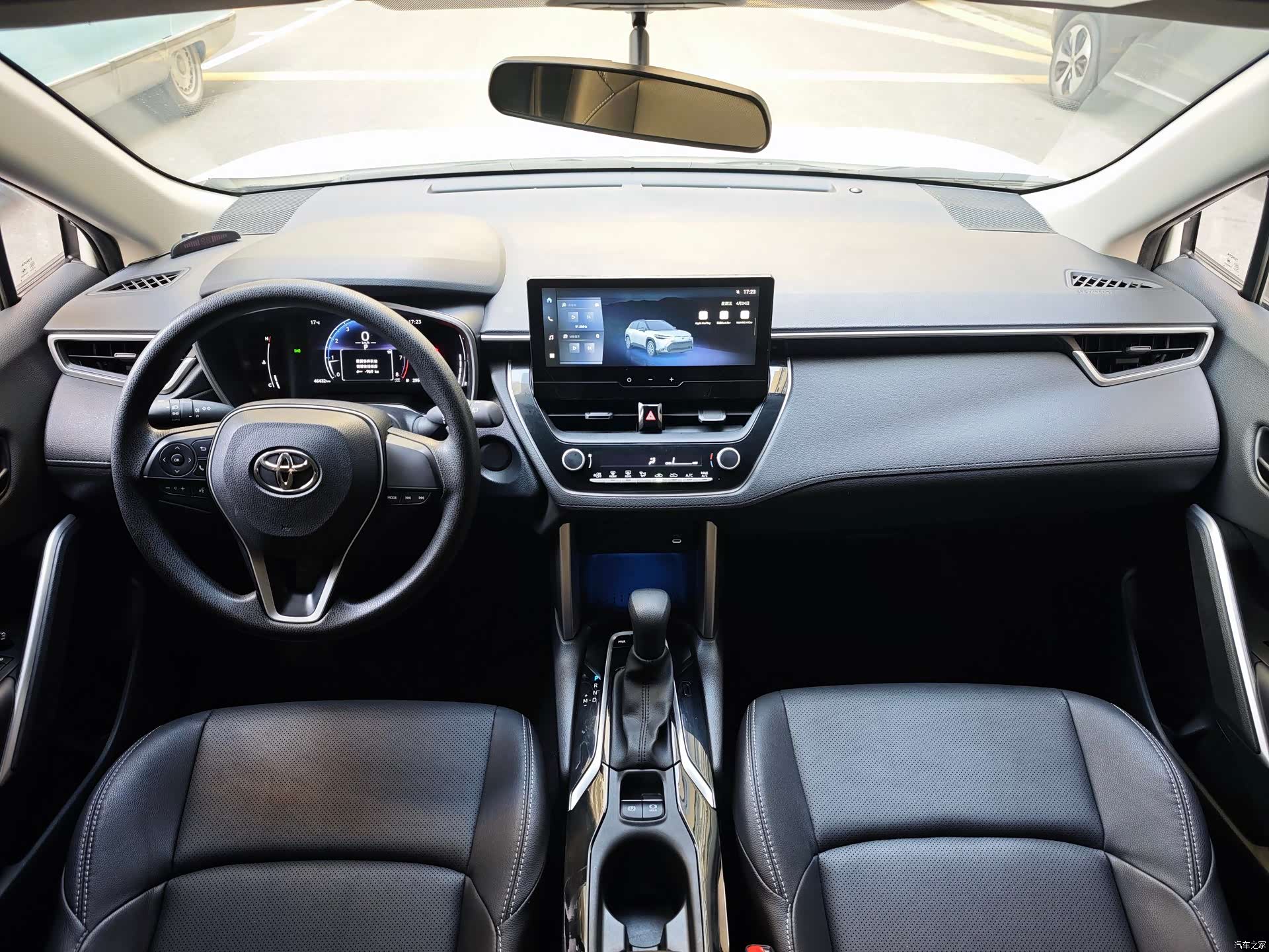 Toyota Frontlander, 2025 4