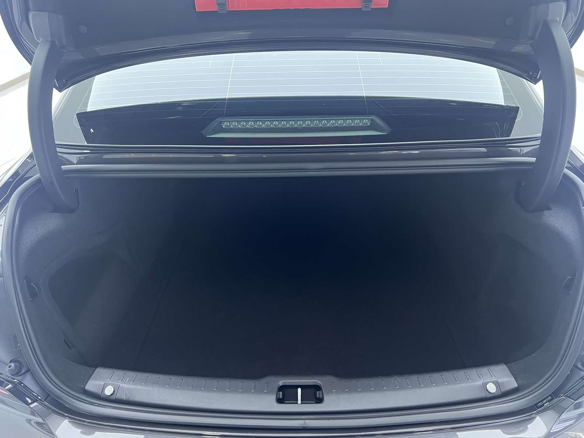 Volvo S90, 2021 23